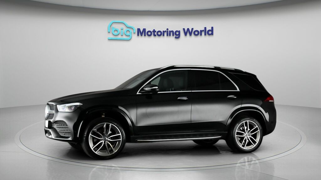 Mercedes-Benz GLE Class Amg Line Black #4