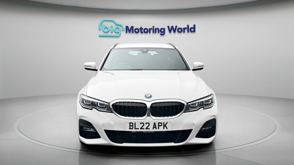 BMW 3 Series M Sport BL22APK White #2