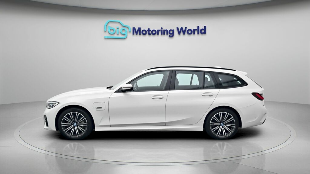 BMW 3 Series M Sport BL22APK White #4