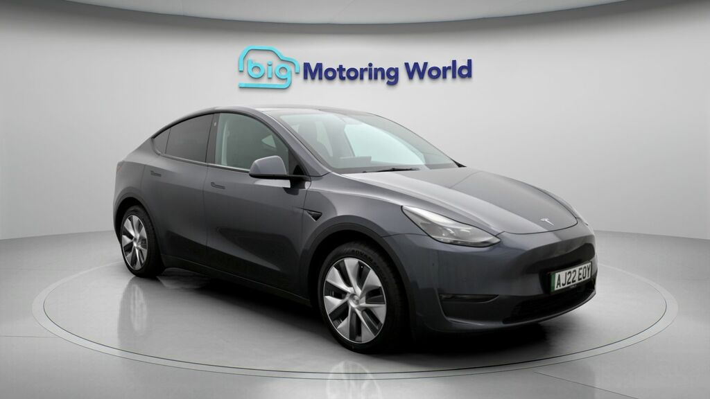 Tesla Model Y Long Range Grey