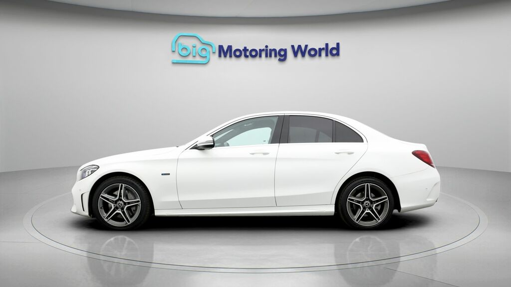 Mercedes-Benz C Class Amg Line Edition EO21RXM White #4