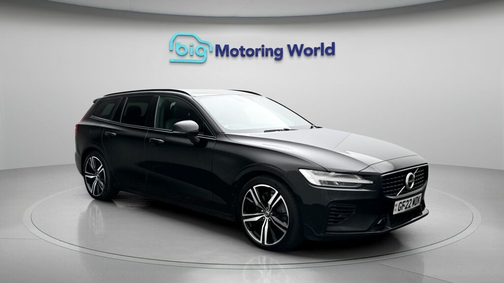 Volvo V60 R-design Black