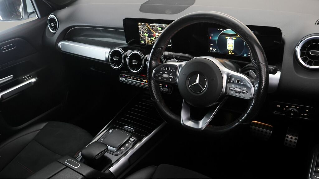 Mercedes-Benz GLB Class Glb 200 Amg Line Blue #9