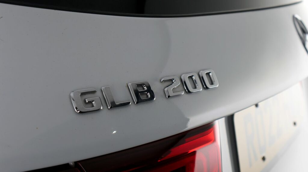 Mercedes-Benz GLB Class Glb 200 Amg Line Blue #21