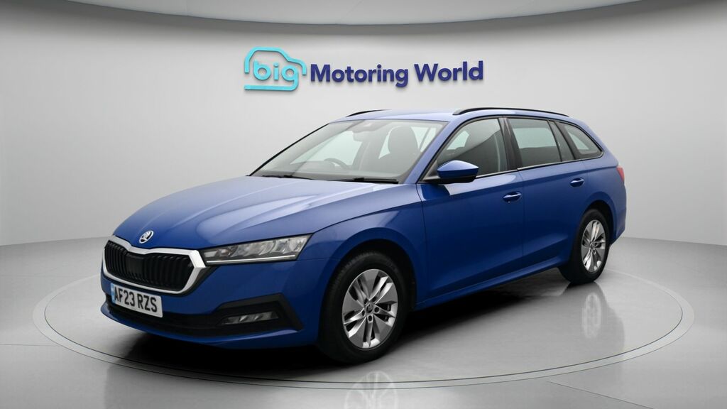 Skoda Octavia Se Blue #3