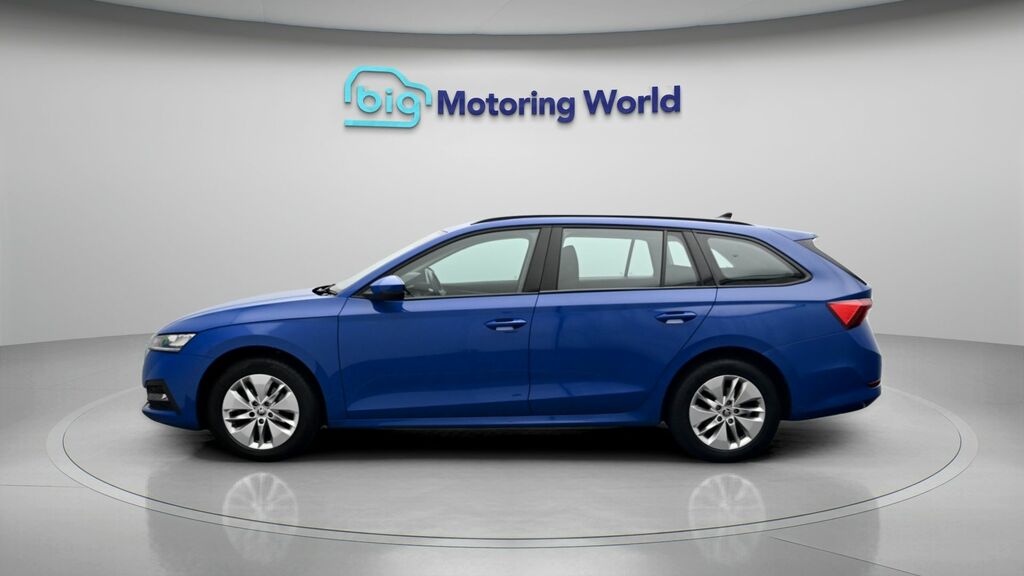 Skoda Octavia Se Blue #4