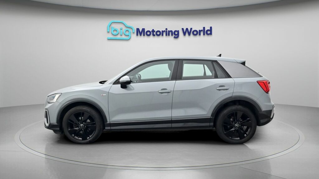 Audi Q2 S Line EX23CTK Grey #4