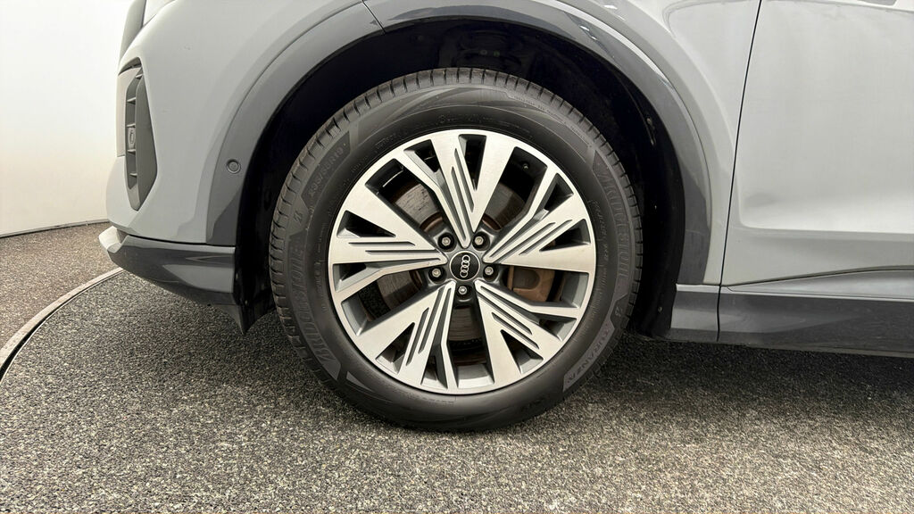 Audi Q4 E Tron 150Kw 40 82Kwh S Line Cs White #17