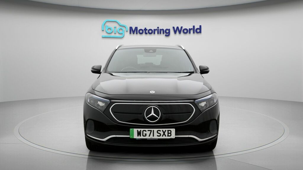 Mercedes-Benz EQA Sport Black #2