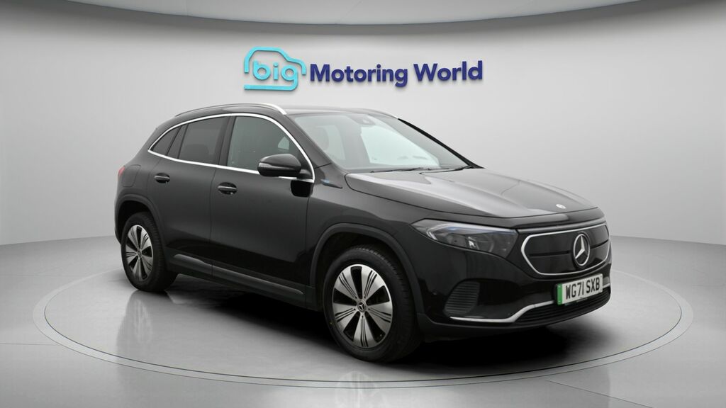 Mercedes-Benz EQA Sport Black