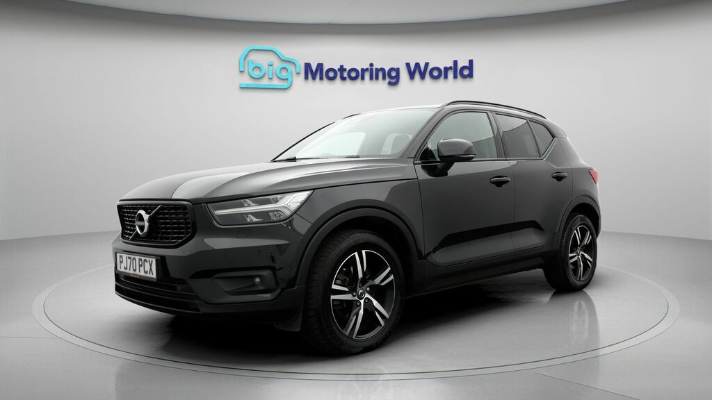 Volvo XC40 R-design Black #3