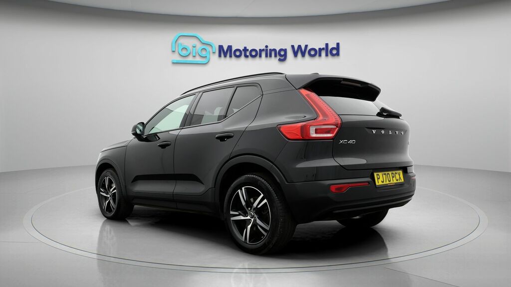 Volvo XC40 R-design Black #5