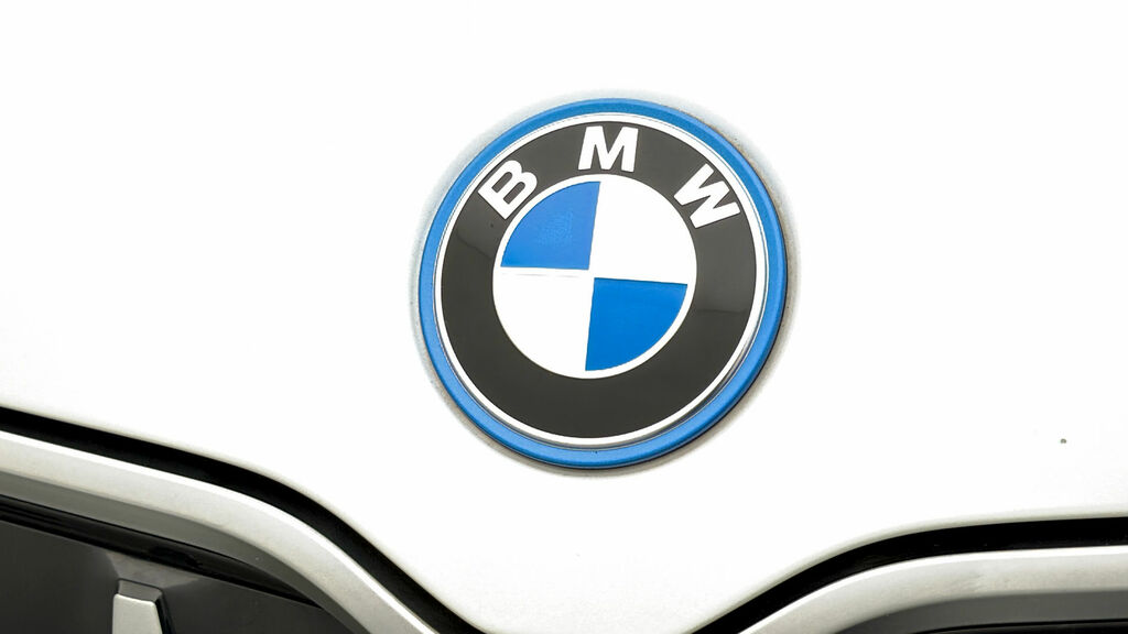 BMW iX1 Ix1 Xdrive 30 X Line White #21