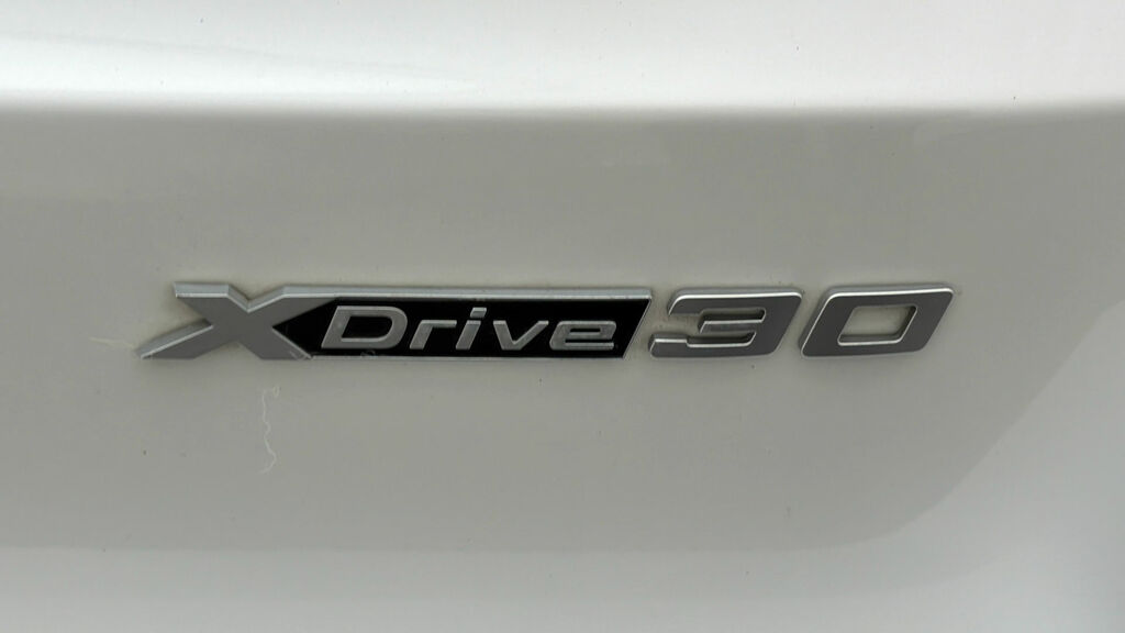 BMW iX1 Ix1 Xdrive 30 X Line White #20