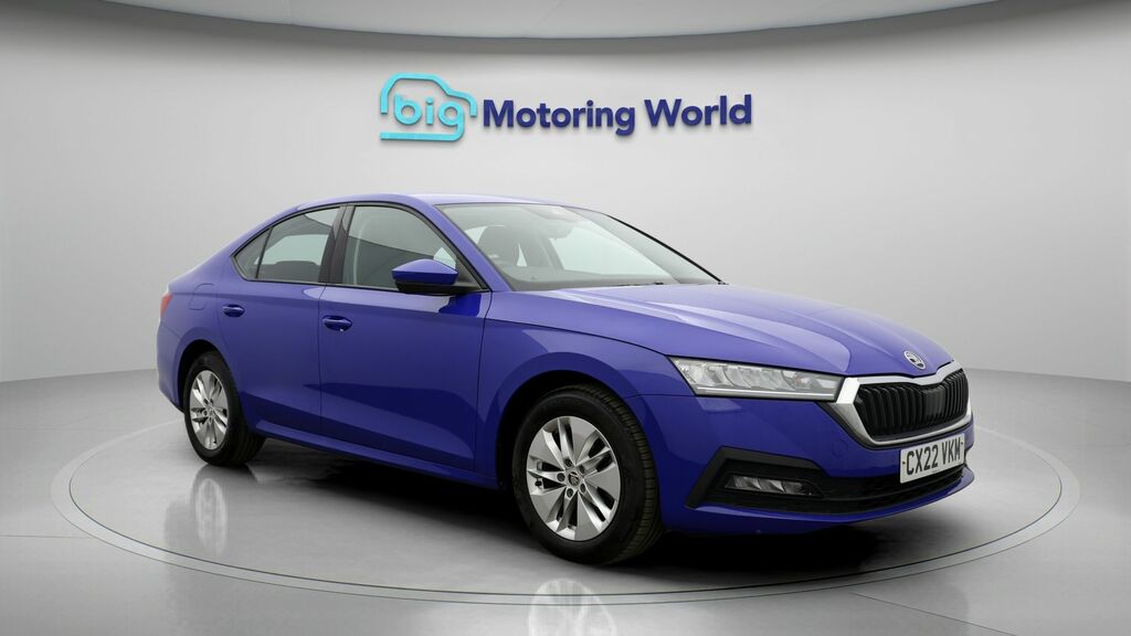 Skoda Octavia Se Technology Blue