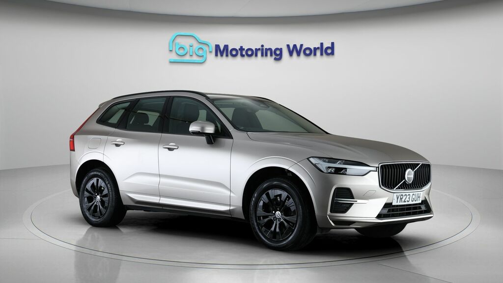 Volvo XC60 Core Gold