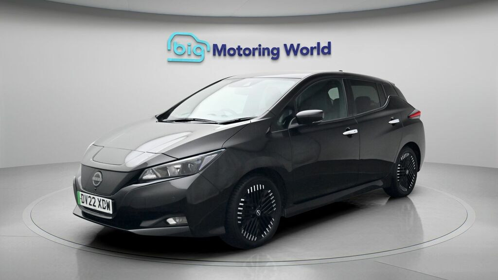 Nissan Leaf N-connecta Black #3