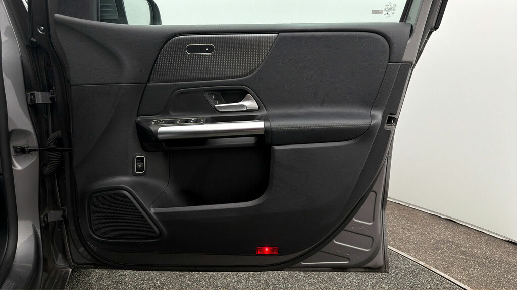 Mercedes-Benz B Class Petrol Silver #14