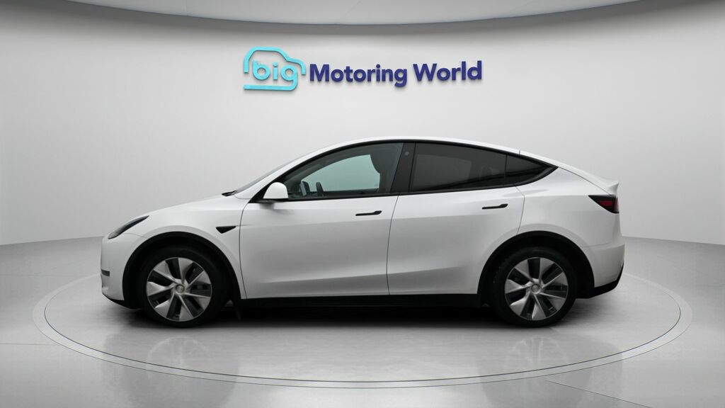Tesla Model Y Long Range LE23EYW White #4
