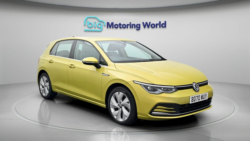 Volkswagen Golf Style Yellow