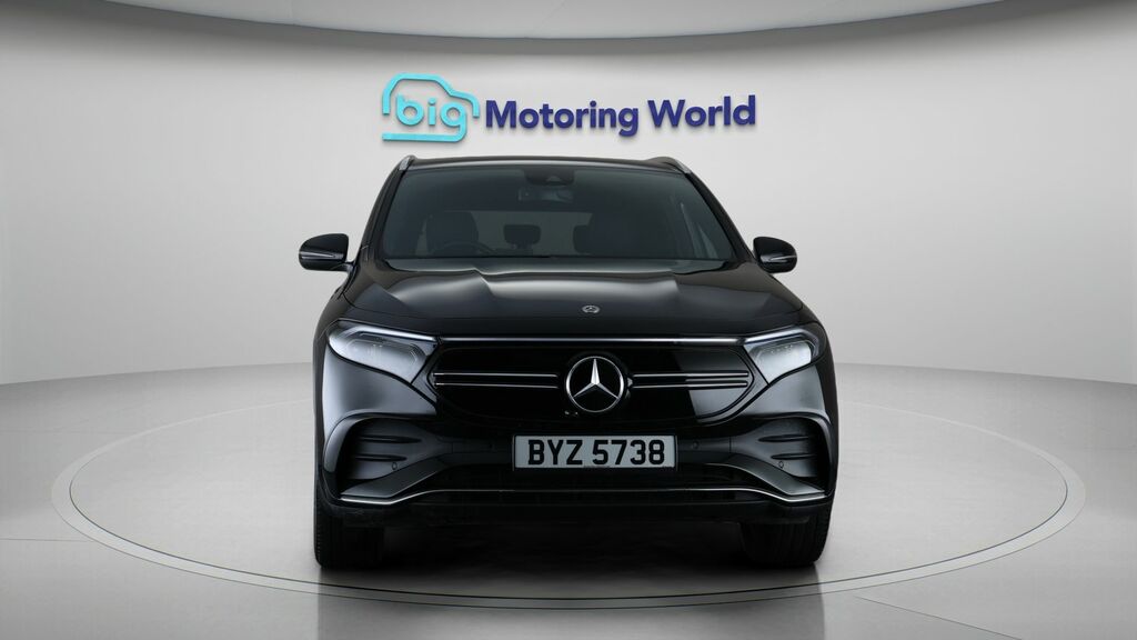 Mercedes-Benz EQA Amg Line Black #2