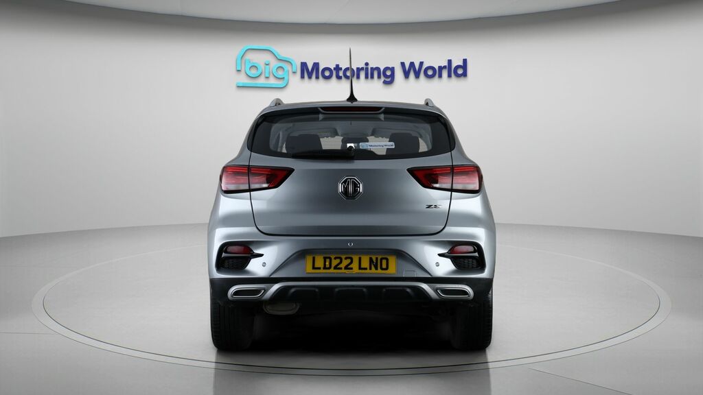 MG ZS Excite Silver #6