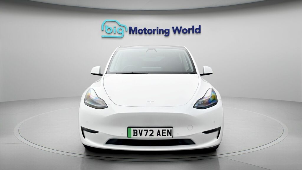 Tesla Model Y Long Range BV72AEN White #2