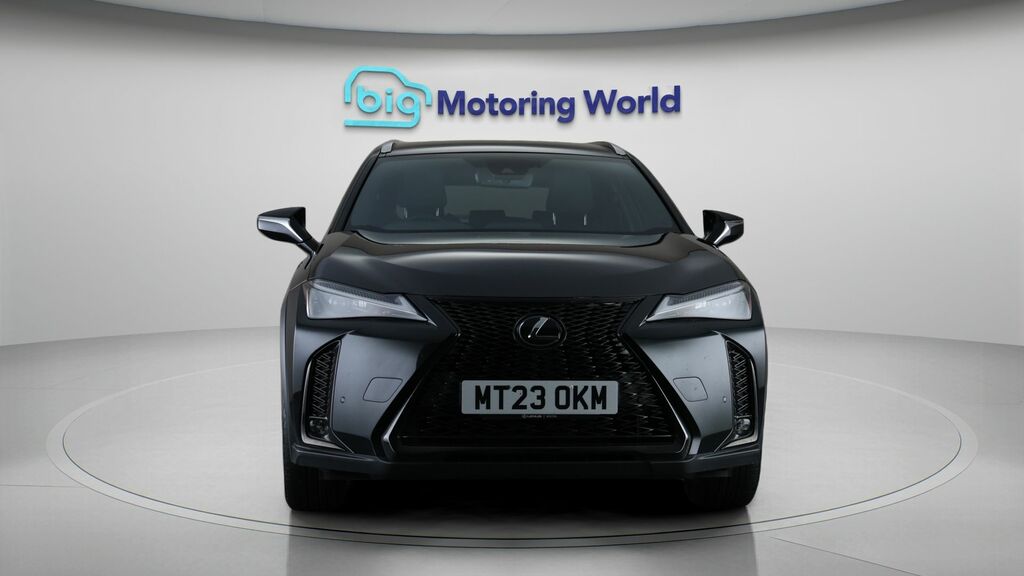 Lexus UX F Sport Design Black #2