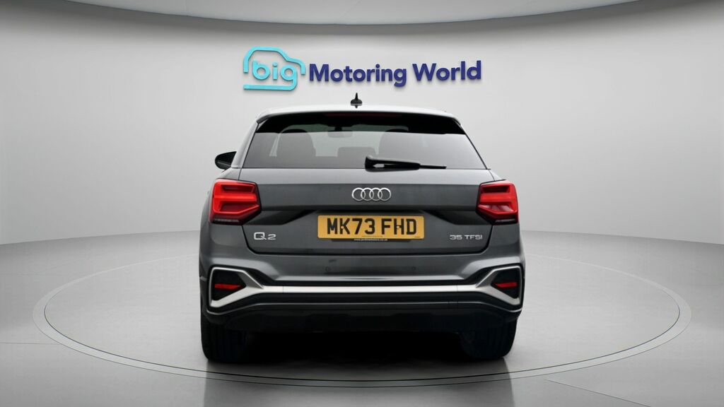 Audi Q2 S Line MK73FHD Grey #6