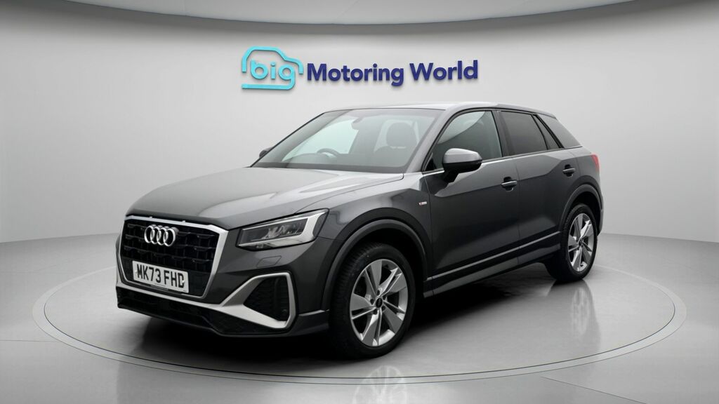 Audi Q2 S Line MK73FHD Grey #3