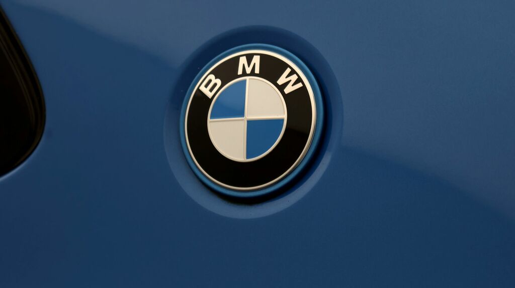 BMW X2 Sdrive 18D M Sport Blue #23