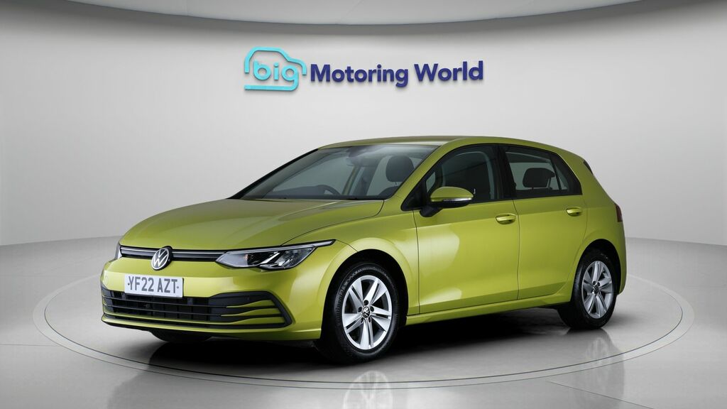 Volkswagen Golf Life YF22AZT Yellow #3