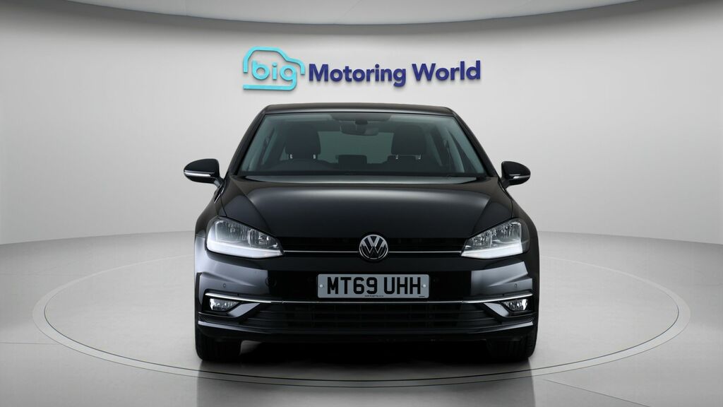 Volkswagen Golf Match MT69UHH Black #2