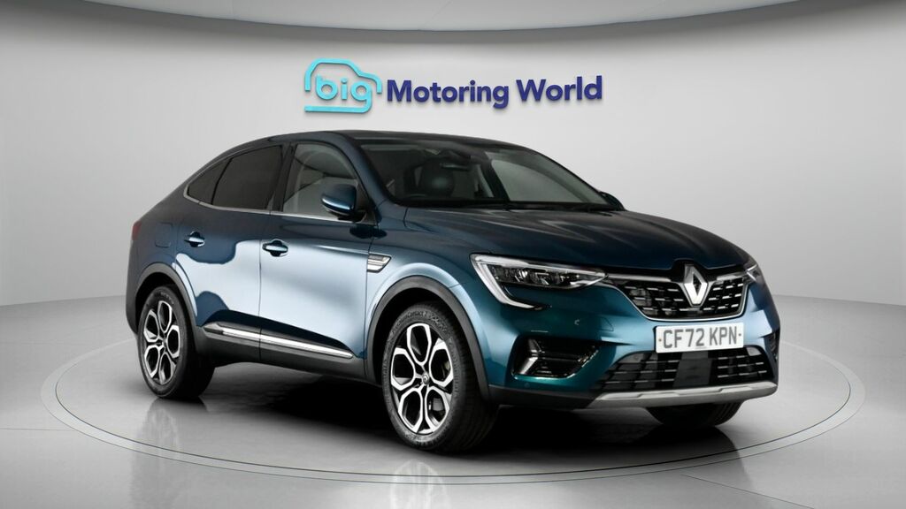 Renault Arkana Techno Blue