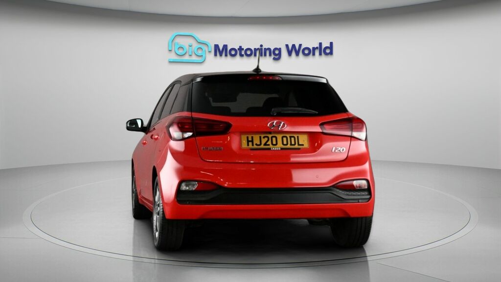 Hyundai I20 Play Red #6