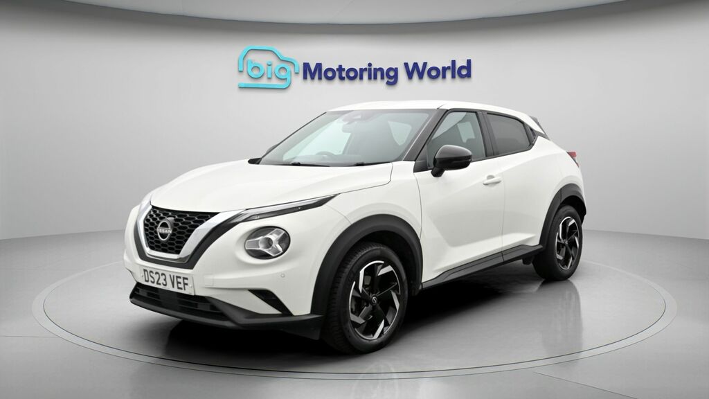 Nissan Juke N-connecta DS23VEF White #3