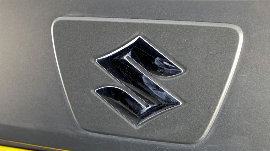 Suzuki Swace Estate Black #18