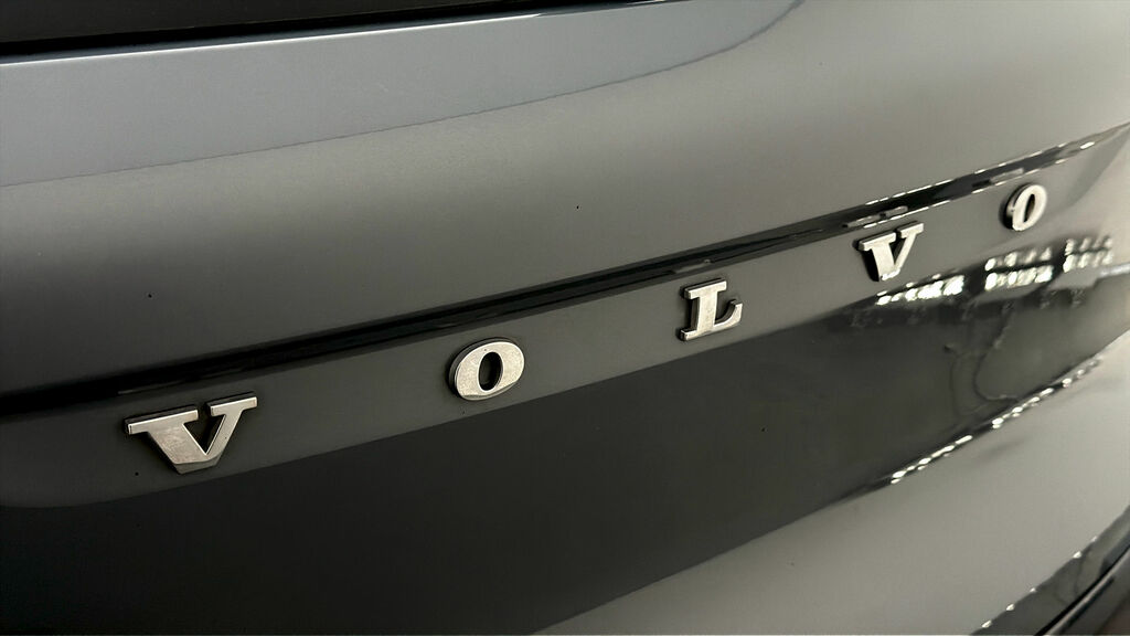 Volvo XC40 Xc40 B4 Mhev Awd Black #19