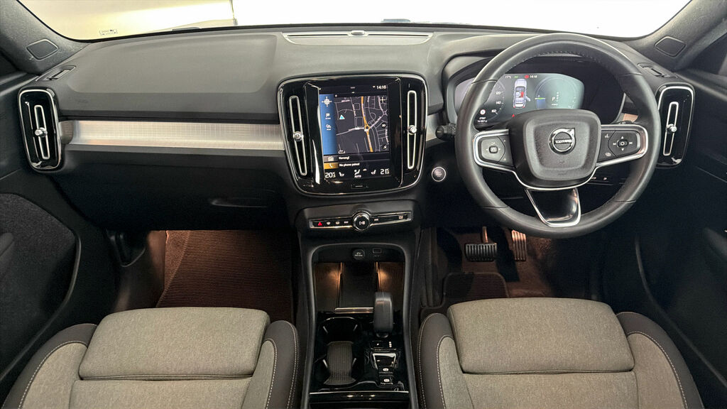 Volvo XC40 Xc40 B4 Mhev Awd Black #12