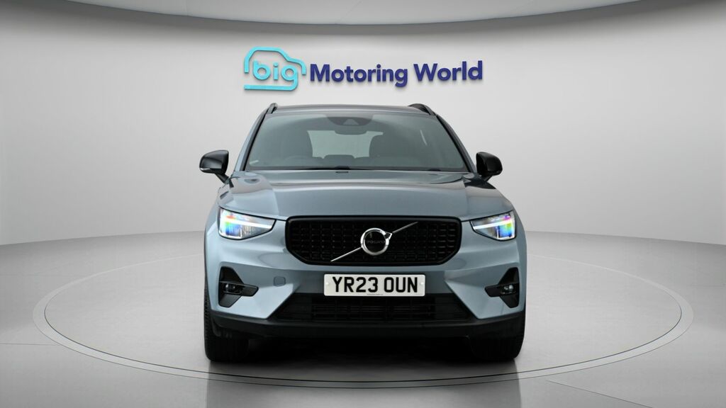 Volvo XC40 Plus Grey #2