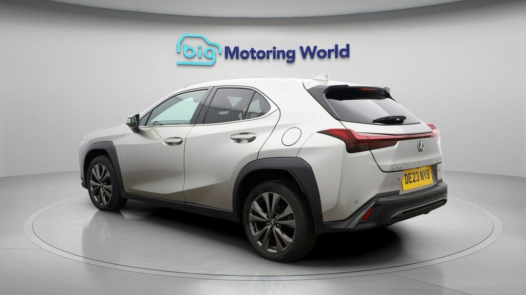 Lexus UX F Sport Design Silver #5