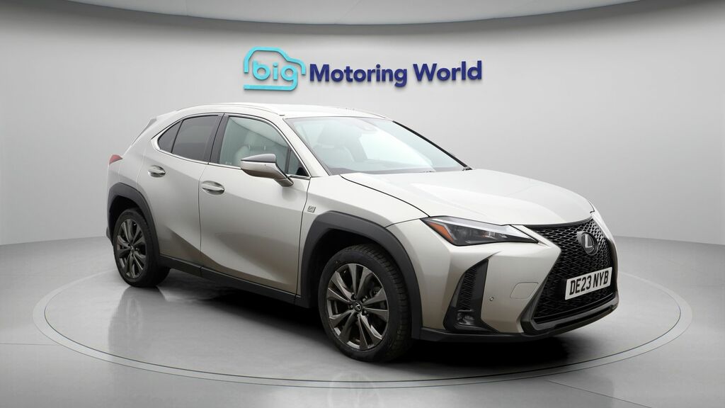 Lexus UX F Sport Design Silver