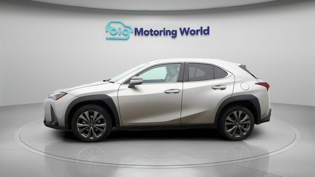 Lexus UX F Sport Design Silver #4