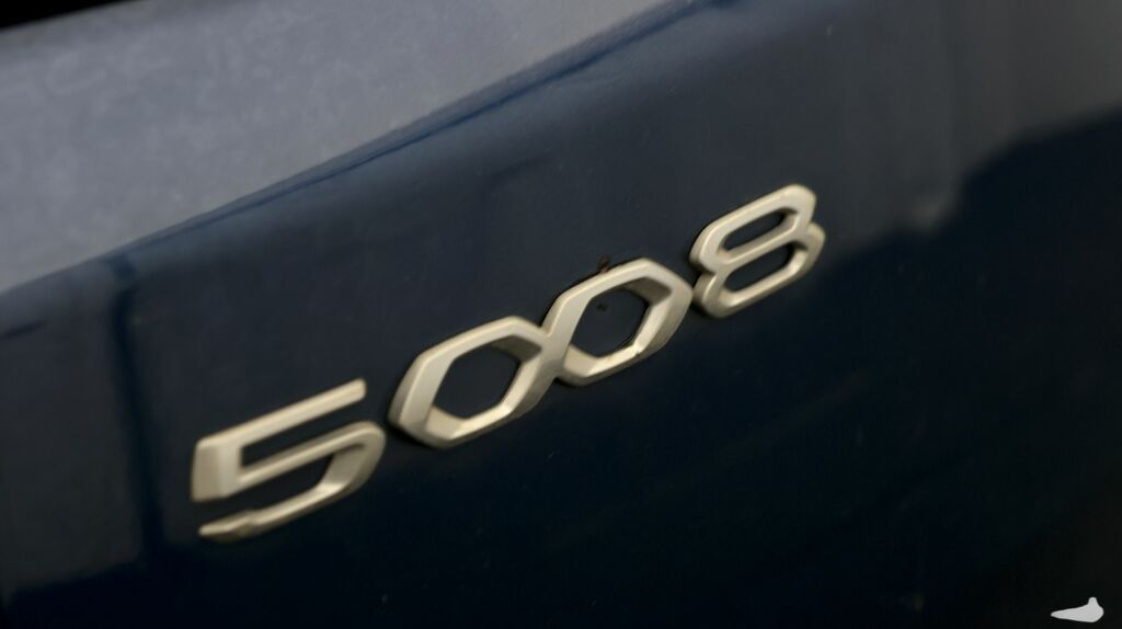 Peugeot 5008 Active Premium Black #21