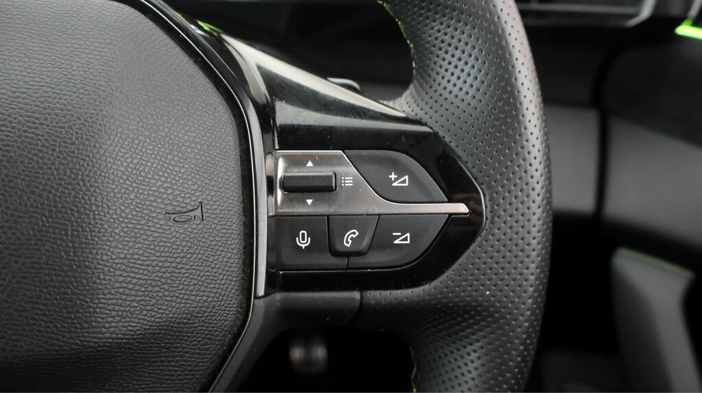 Peugeot 408 Puretech Gt Fastback Black #20