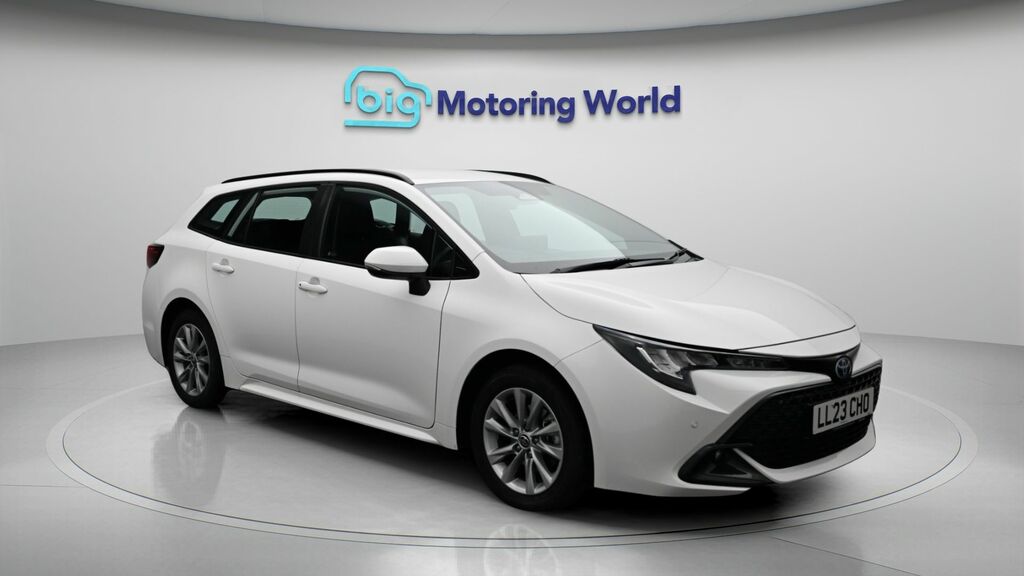 Toyota Corolla Icon White