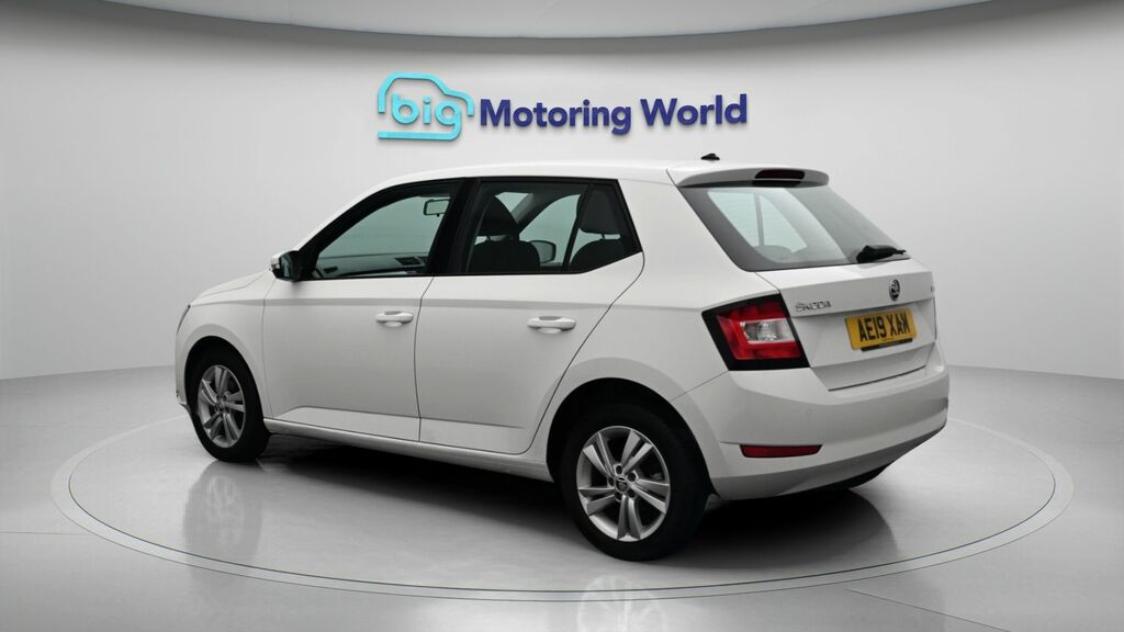 Skoda Fabia Se White #5