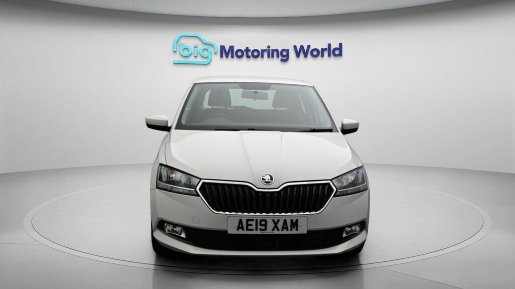 Skoda Fabia Se White #2