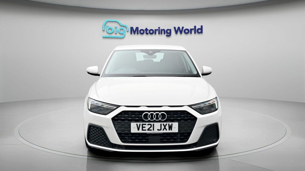 Audi A1 Technik White #2