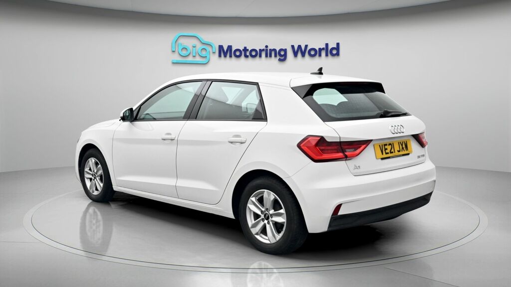 Audi A1 Technik White #5